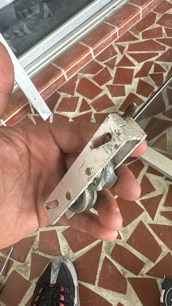 Sliding Door Security Tips for Tampa Bay Homeowners